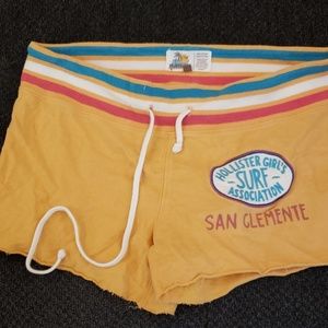 Vintage hollister booty shorts so sexy and cute
